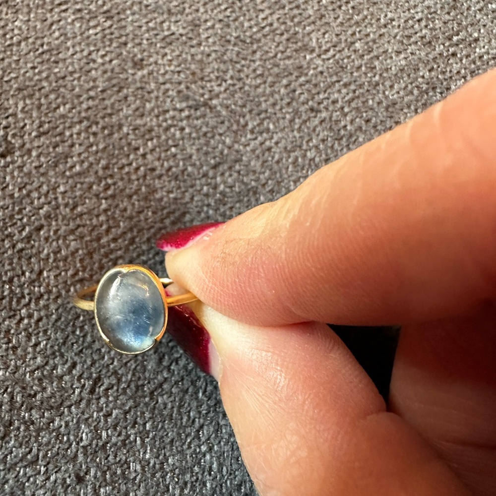 Gabriella Kiss SIZE 7 18k gold & Mystic Sapphire stacking ring